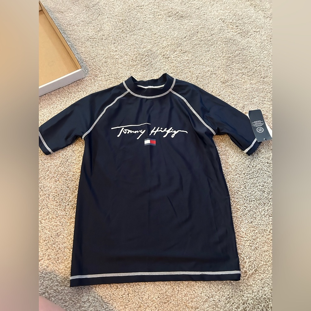 Tommy Hilfiger Medium Rashguard NWT